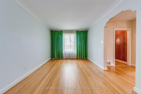 Photo 3 at 150 Silverhill Drive, City Centre West, Toronto