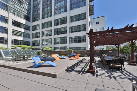 Photo 30 at 627 - 637 Lake Shore Boulevard W, Waterfront Communities C1, Toronto