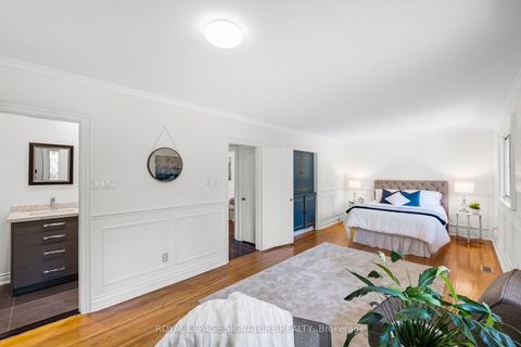 Photo 16 at 24 Ealing Drive, Windfields, Toronto