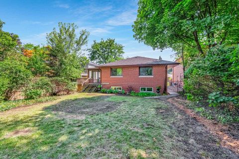 Photo 28 at 24 Ealing Drive, Windfields, Toronto