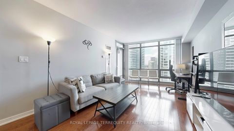 Photo 4 at 2805 - 3 Navy Wharf Court, Waterfront Communities C1, Toronto