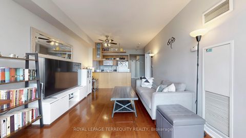 Photo 9 at 2805 - 3 Navy Wharf Court, Waterfront Communities C1, Toronto