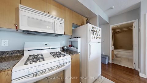Photo 12 at 2805 - 3 Navy Wharf Court, Waterfront Communities C1, Toronto