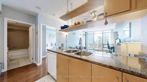 Photo 14 at 2805 - 3 Navy Wharf Court, Waterfront Communities C1, Toronto