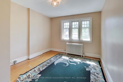 Photo 13 at 64 Burnside Drive, Wychwood, Toronto