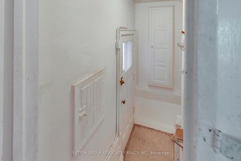 Photo 22 at 64 Burnside Drive, Wychwood, Toronto