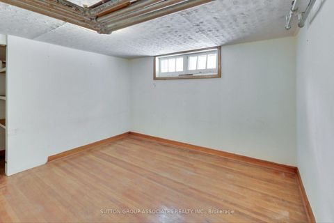 Photo 23 at 64 Burnside Drive, Wychwood, Toronto