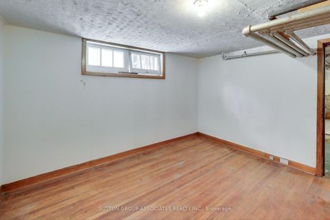 Photo 25 at 64 Burnside Drive, Wychwood, Toronto