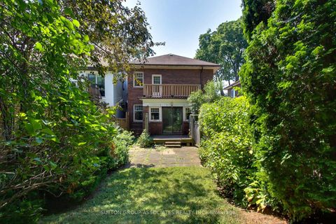 Photo 29 at 64 Burnside Drive, Wychwood, Toronto