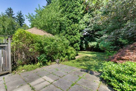 Photo 30 at 64 Burnside Drive, Wychwood, Toronto