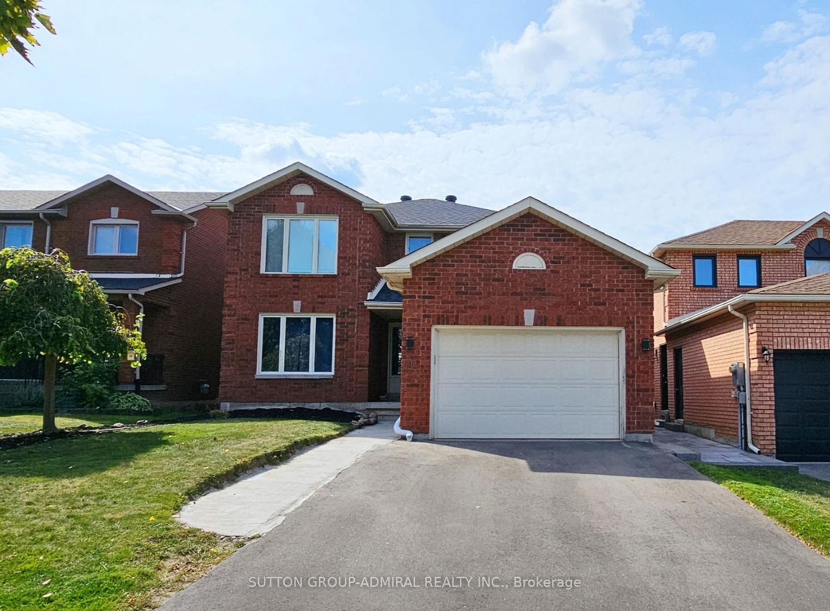 96 Golden Meadow Road, Shore, Barrie photo number 2