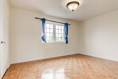 Photo 9 at 90 Cabernet Road, Patterson, Vaughan