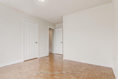 Photo 13 at 90 Cabernet Road, Patterson, Vaughan