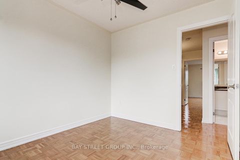 Photo 15 at 90 Cabernet Road, Patterson, Vaughan