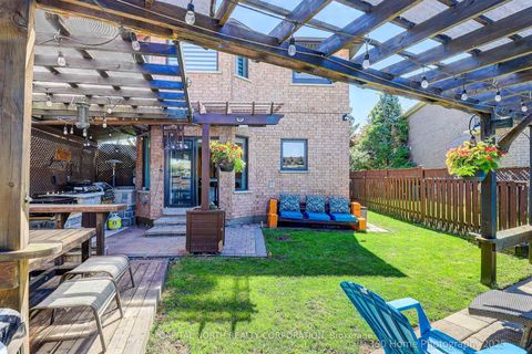 Photo 12 at 118 SOLWAY Avenue, Maple, Vaughan