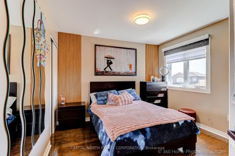 Photo 16 at 118 SOLWAY Avenue, Maple, Vaughan