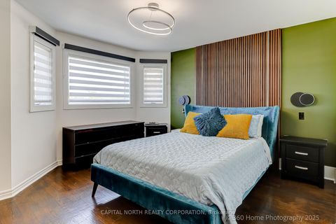 Photo 20 at 118 SOLWAY Avenue, Maple, Vaughan