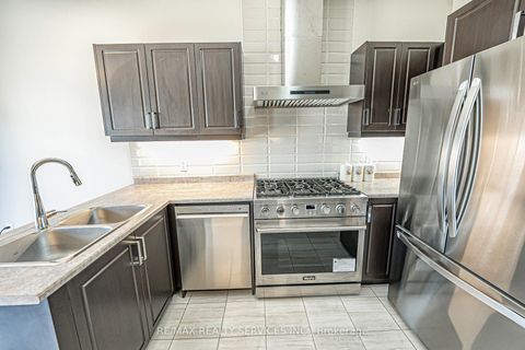 Photo 13 at 207 Cubitt Street, Stayner, Clearview