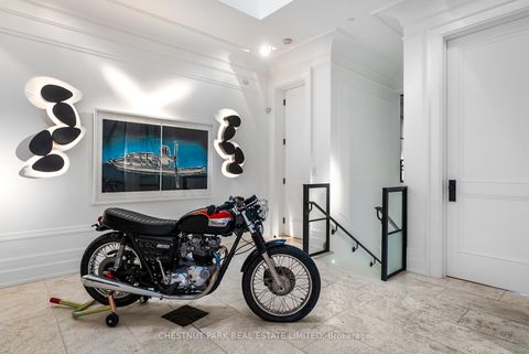 Photo 22 at 310 Palmerston Boulevard, Little Italy, Toronto