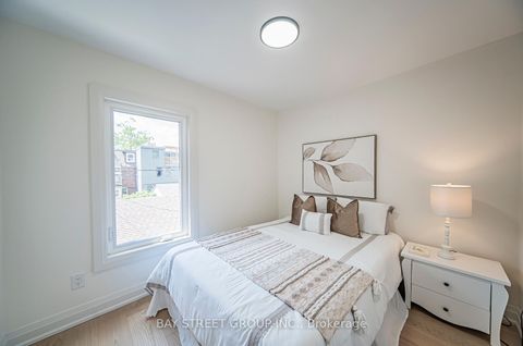 Photo 17 at 126 Grace Street, Bellwoods, Toronto