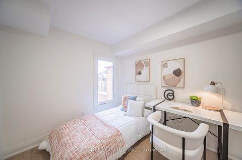 Photo 19 at 126 Grace Street, Bellwoods, Toronto