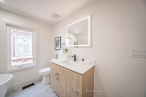 Photo 29 at 126 Grace Street, Bellwoods, Toronto