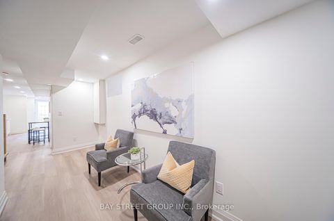 Photo 35 at 126 Grace Street, Bellwoods, Toronto