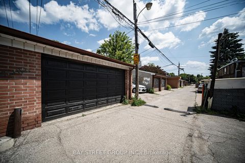 Photo 39 at 126 Grace Street, Bellwoods, Toronto