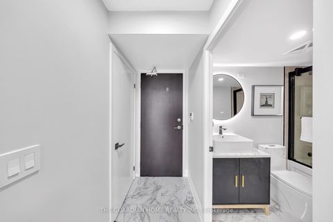 Photo 3 at 1606 - 231 Fort York Boulevard, Waterfront Communities C1, Toronto