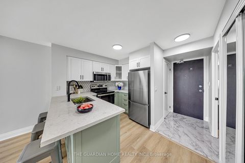 Photo 12 at 1606 - 231 Fort York Boulevard, Waterfront Communities C1, Toronto