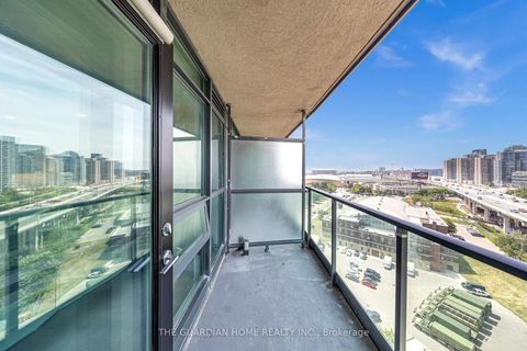 Photo 26 at 1606 - 231 Fort York Boulevard, Waterfront Communities C1, Toronto