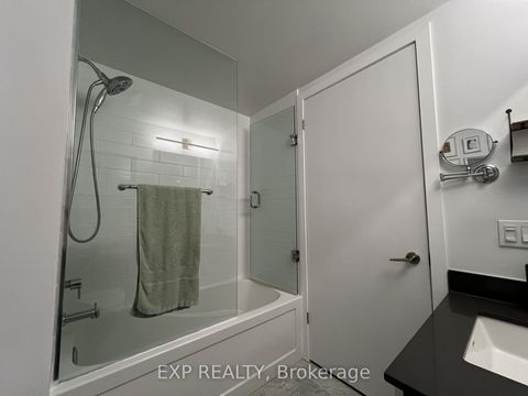 Photo 8 at 3007 - 2212 Lake Shore Boulevard W, Mimico, Toronto