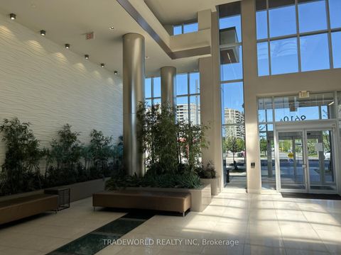 Photo 19 at 1001A - 9608 Yonge Street, North Richvale, Richmond Hill