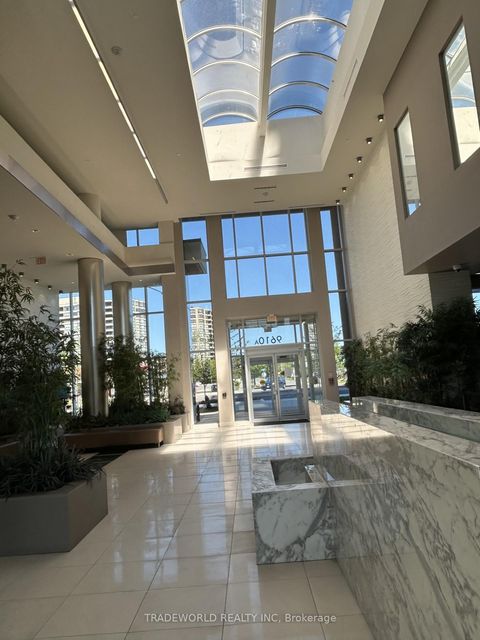 Photo 20 at 1001A - 9608 Yonge Street, North Richvale, Richmond Hill