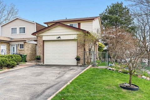 Photo 2 at 69 White Heather Boulevard, Agincourt North, Toronto