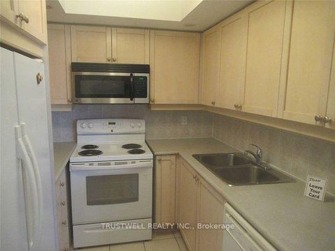 Photo 3 at 1618 - 15 Northtown Way, Willowdale East, Toronto Photo 3 at 1618 - 15 Northtown Way, Willowdale East, Toronto