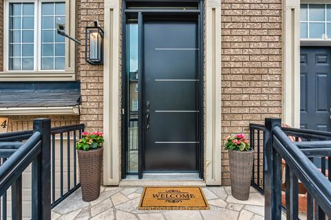 Photo 2 at 44 - 2280 BARONWOOD Drive, WM Westmount, Oakville