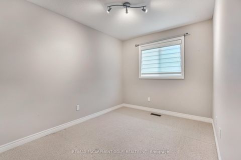 Photo 16 at 44 - 2280 BARONWOOD Drive, WM Westmount, Oakville