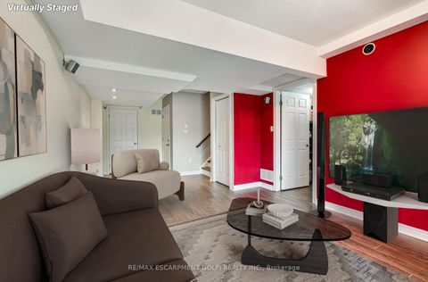 Photo 22 at 44 - 2280 BARONWOOD Drive, WM Westmount, Oakville