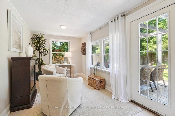 Photo 12 at 1403 Birch Avenue, Brant, Burlington