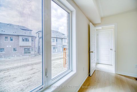 Photo 4 at 124 Solstice Circle, Woodland Hill, Newmarket