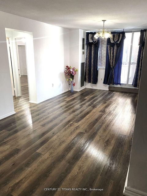 Photo 2 at 210 - 4064 Lawrence Avenue E, West Hill, Toronto