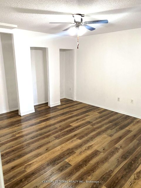 Photo 4 at 210 - 4064 Lawrence Avenue E, West Hill, Toronto
