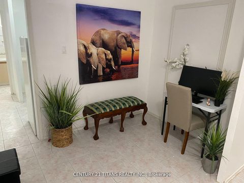 Photo 7 at 210 - 4064 Lawrence Avenue E, West Hill, Toronto