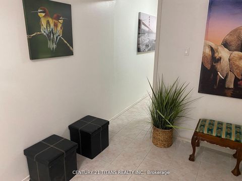 Photo 8 at 210 - 4064 Lawrence Avenue E, West Hill, Toronto