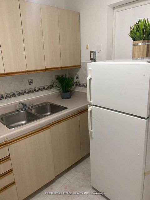 Photo 9 at 210 - 4064 Lawrence Avenue E, West Hill, Toronto