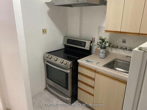 Photo 10 at 210 - 4064 Lawrence Avenue E, West Hill, Toronto
