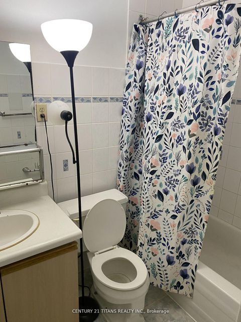 Photo 11 at 210 - 4064 Lawrence Avenue E, West Hill, Toronto