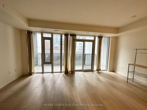 Photo 1 at 518 - 330 Richmond Street W, Waterfront Communities C1, Toronto
