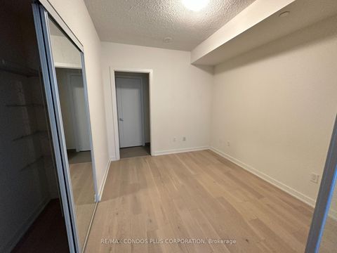 Photo 7 at 518 - 330 Richmond Street W, Waterfront Communities C1, Toronto